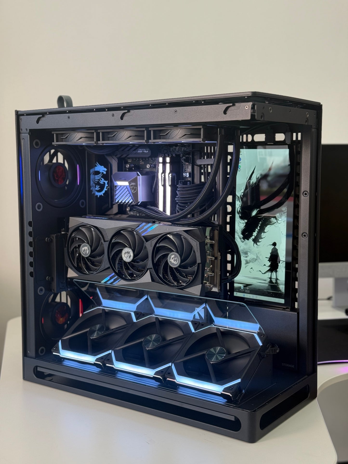 Dragon Tamer Hall of Tech Gaming PC